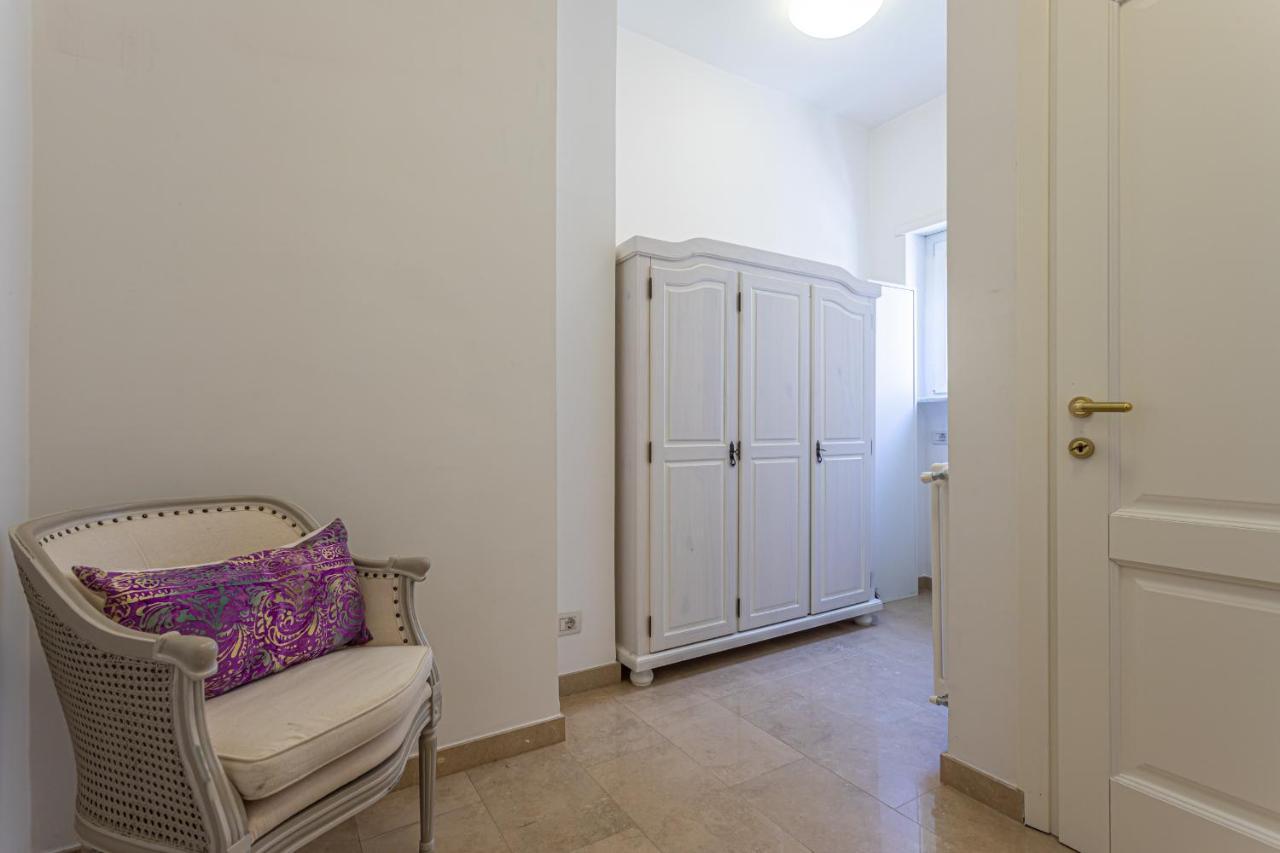 Ginevra Luxury New Classic Apartment Close Vatican ローマ エクステリア 写真